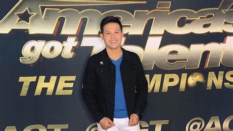 marcelito pomoy|WATCH: Marcelito Pomoy stuns world with dual.